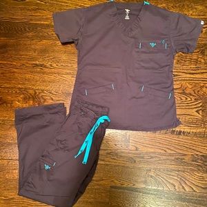 Med couture scrubs